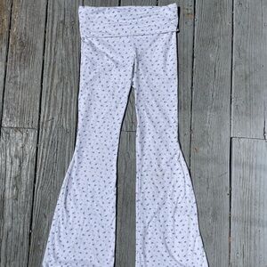White Flare Leggings with Light Blue Floral Print